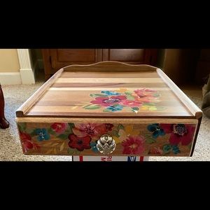 The Pioneer Woman Coffee Pod Organizer - Like new